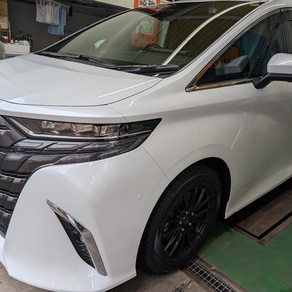 トヨタ・アルファード
