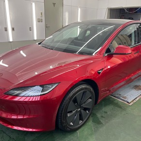 その他・テスラ・モデル３