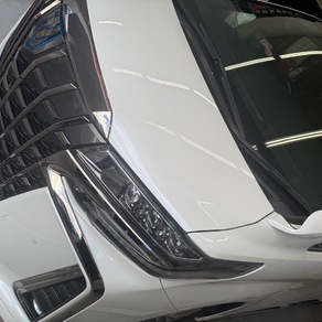 トヨタ・アルファード