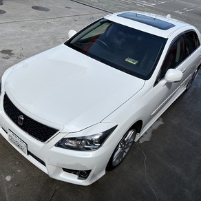 トヨタ・クラウン