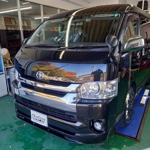 トヨタ・ハイエース(ワイド・ミドルルーフ)