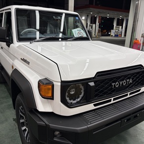トヨタ・ランドクルーザー70