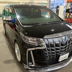 トヨタ・アルファード