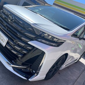 トヨタ・ヴェルファイア