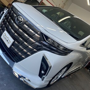 トヨタ・アルファード