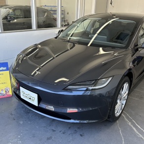 その他・テスラ・モデル３
