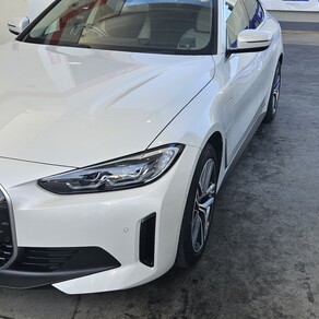 BMW・i4