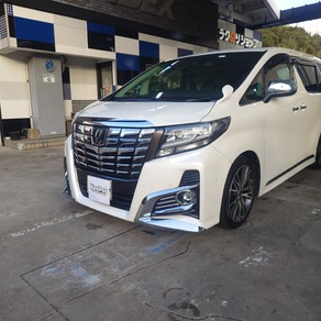 トヨタ・アルファード