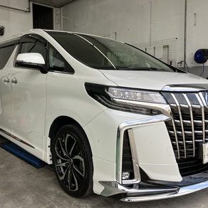 トヨタ・アルファード