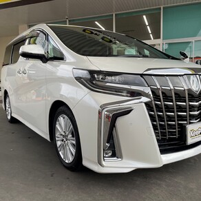 トヨタ・アルファード