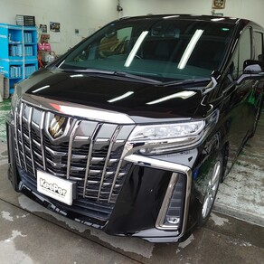 トヨタ・アルファード