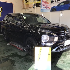 三菱・アウトランダー