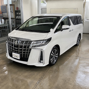 トヨタ・アルファード