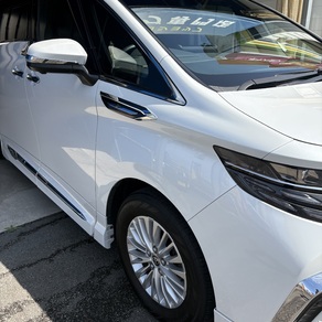 トヨタ・アルファード