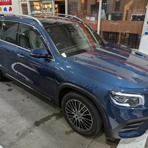 メルセデス・ベンツ・GLB