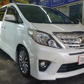 トヨタ・アルファード