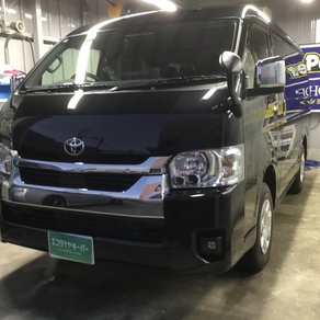 トヨタ・ハイエース(ワイド・ミドルルーフ)