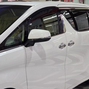 トヨタ・アルファード