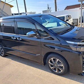 トヨタ・ヴォクシー