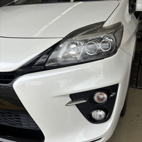 トヨタ・プリウス