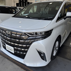 トヨタ・アルファード