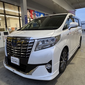 トヨタ・アルファード