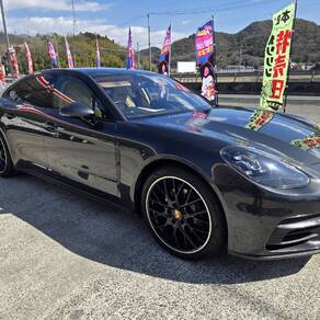 ポルシェ・パナメーラターボ