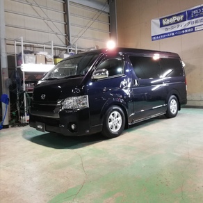 トヨタ・ハイエース(ワイド・ミドルルーフ)