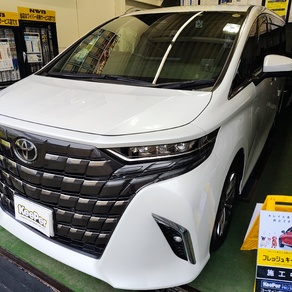 トヨタ・アルファード