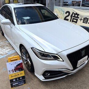 トヨタ・クラウン