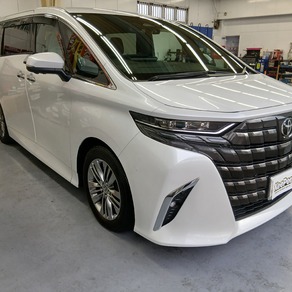 トヨタ・アルファード