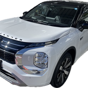 三菱・アウトランダー