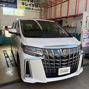 トヨタ・アルファード