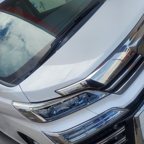 トヨタ・ヴェルファイア