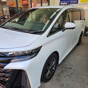 トヨタ・ヴェルファイア