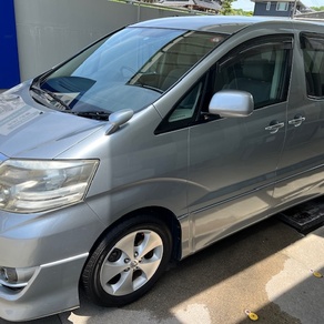 トヨタ・アルファード