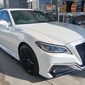 トヨタ・クラウン