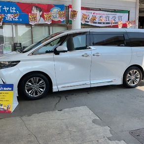 トヨタ・アルファード