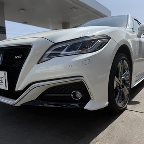 トヨタ・クラウン