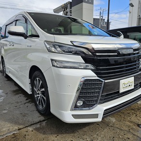 トヨタ・ヴェルファイア
