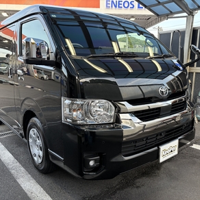 トヨタ・ハイエース(ワイド・ミドルルーフ)