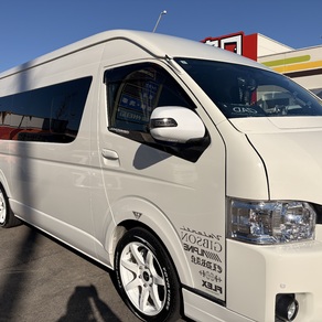 トヨタ・ハイエース (ハイルーフ・スーパーロング)