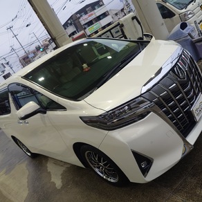トヨタ・アルファード