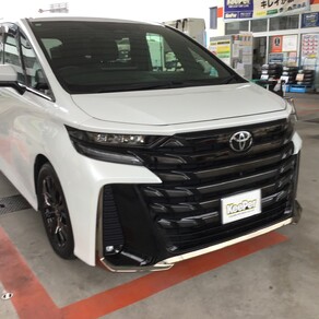トヨタ・アルファード