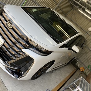 トヨタ・ヴェルファイア