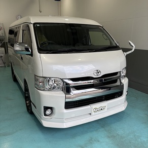 トヨタ・ハイエース(ワイド・ミドルルーフ)