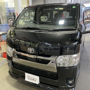 トヨタ・ハイエース(ワイド・ミドルルーフ)