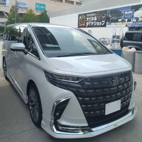 トヨタ・アルファード