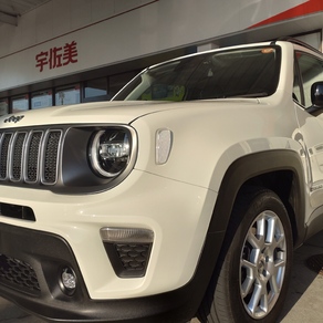 クライスラー・ジープ・レネゲード