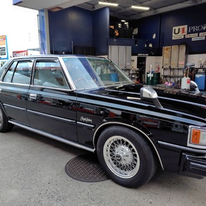 トヨタ・クラウン